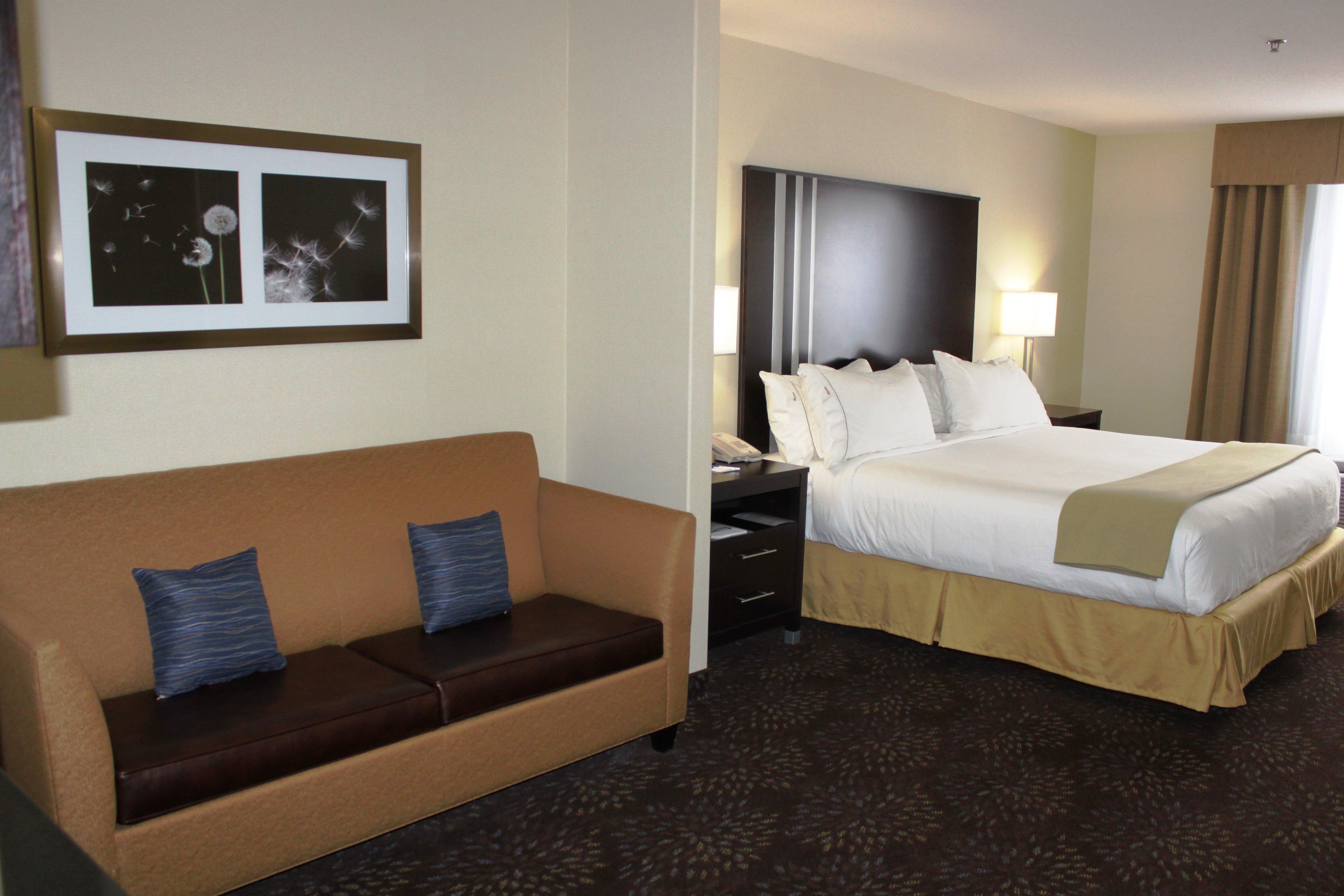 Holiday Inn Express Yorkton East By Ihg Esterno foto