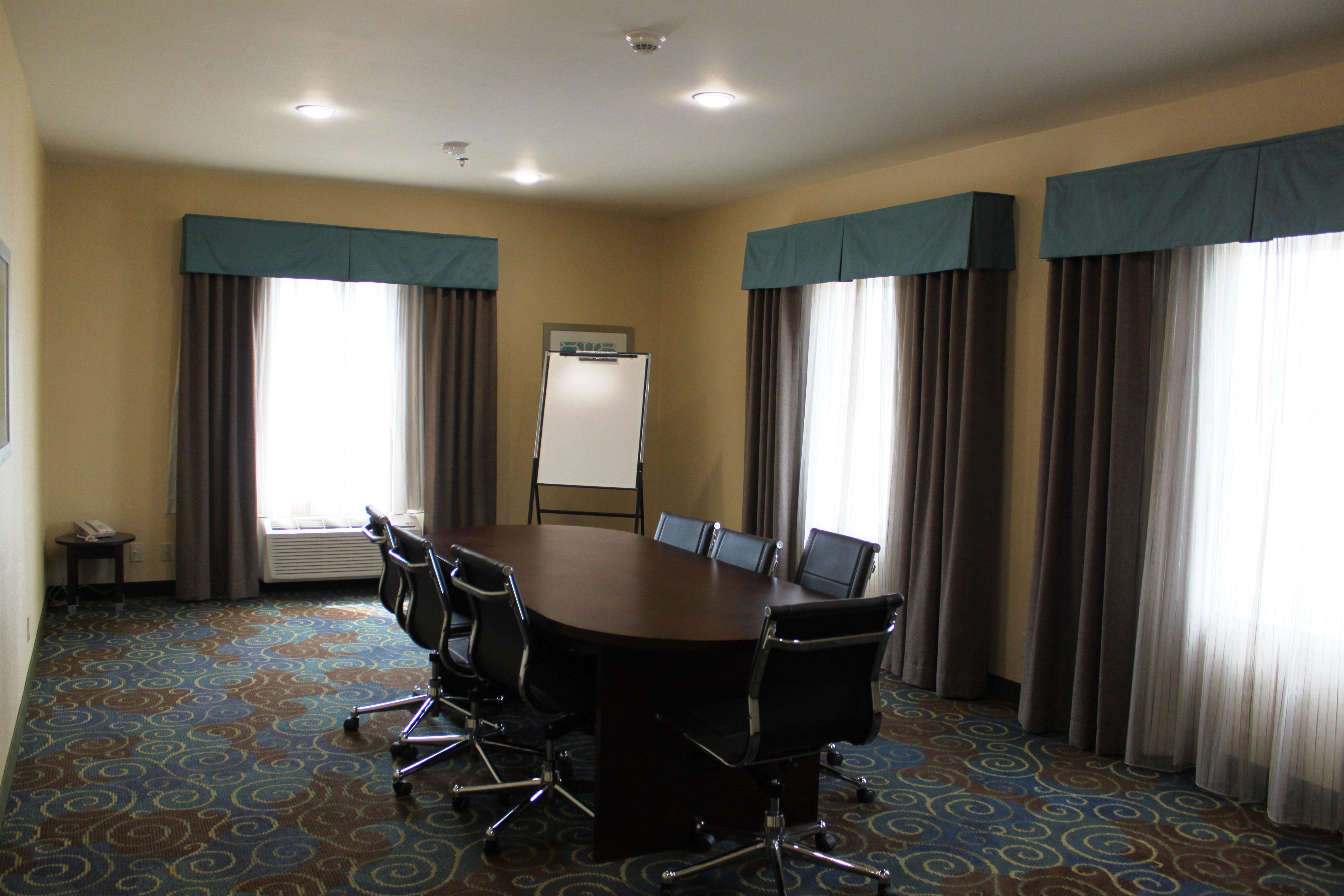 Holiday Inn Express Yorkton East By Ihg Esterno foto